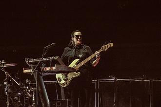 SAM_SMITH_BASSIST