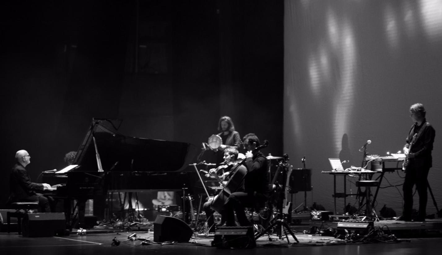 06_Ludovico Einaudi