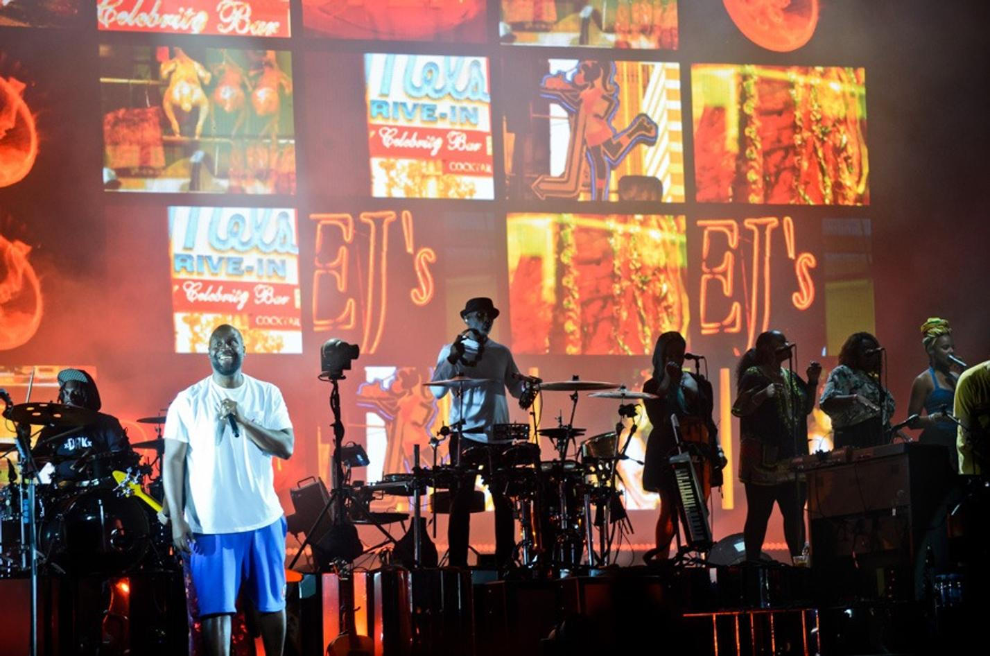 8760 Gorillaz