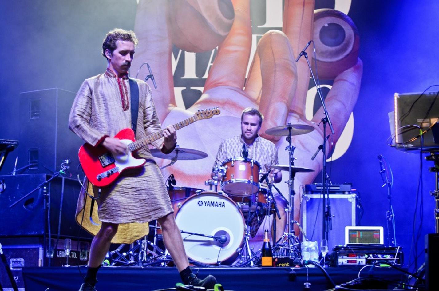 8492 WhoMadeWho