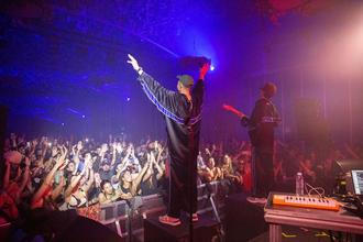 WhoMadeWho1