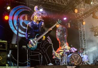 Crossfaith2