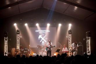 06_Arto_Lindsay_Off_Festival_09_08_2015_Katovice