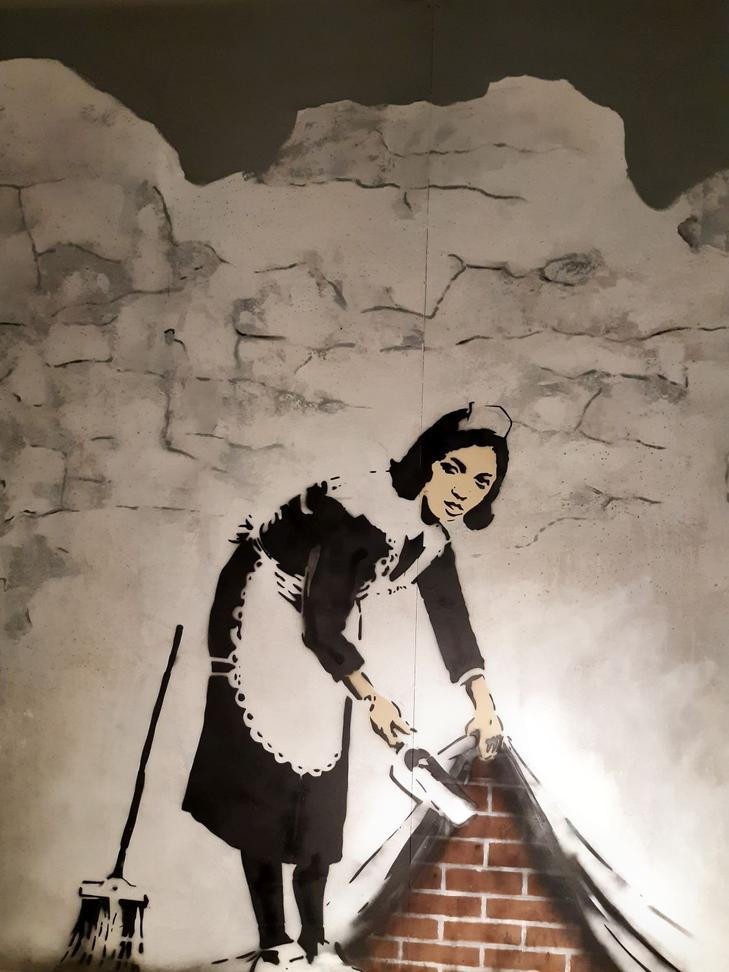 banksy_manes_helar_10