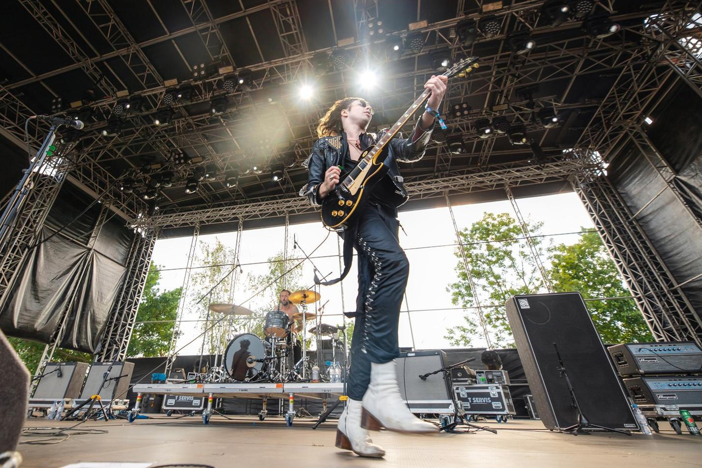 Barns Courtney 1