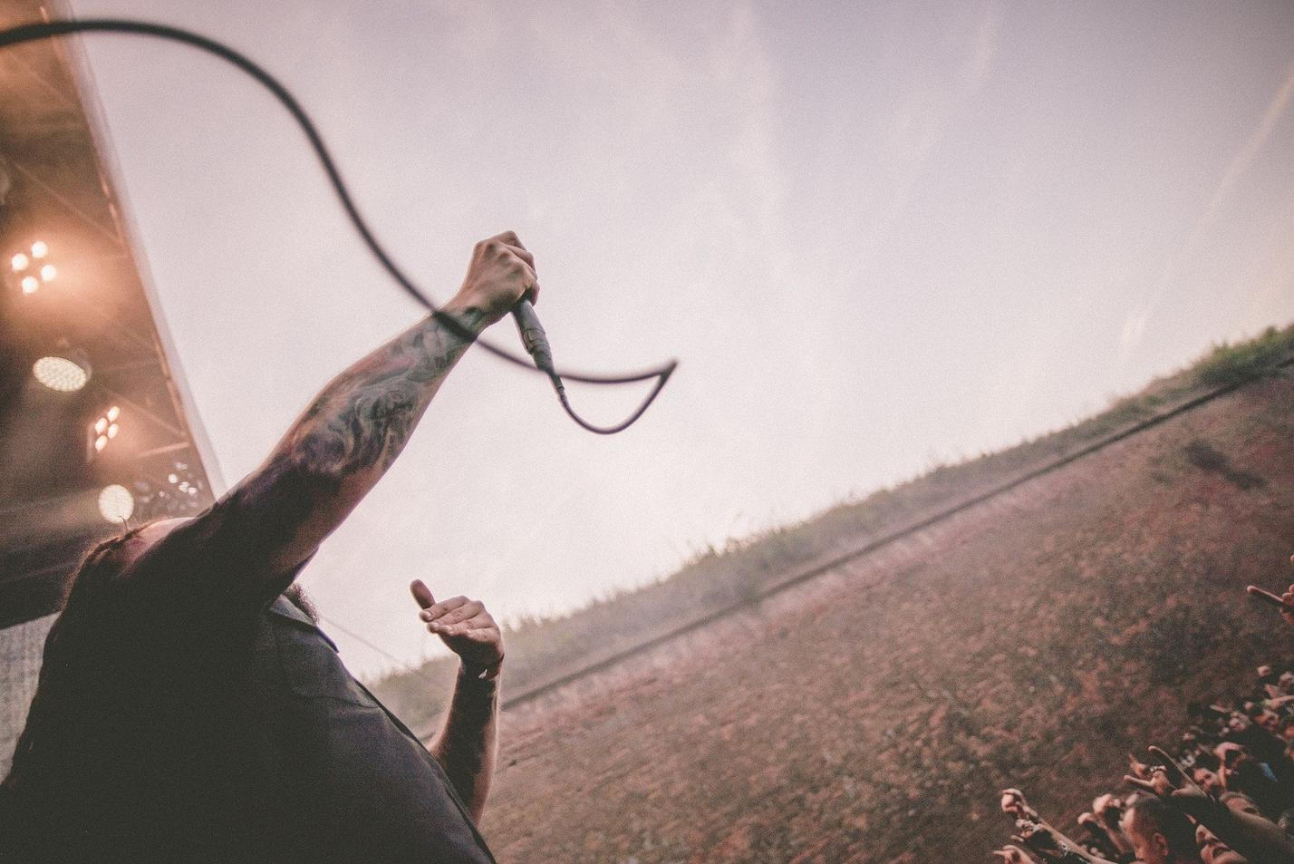 10_DECAPITATED