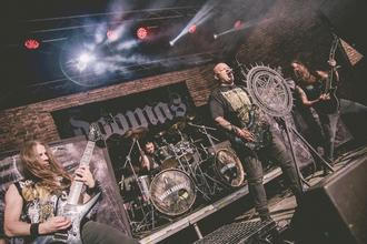 15_DOOMAS