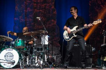 BETH HART06