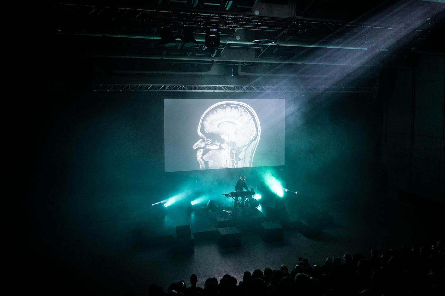 Dean Hurley in DOX+ photo miharumicha