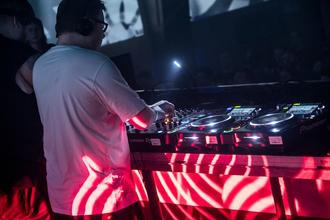 01_Akira b2b Bifidus