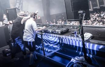 02_Akira b2b Bifidus