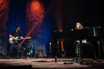 BETH HART04