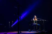 BETH HART05
