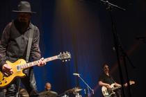 BETH HART02