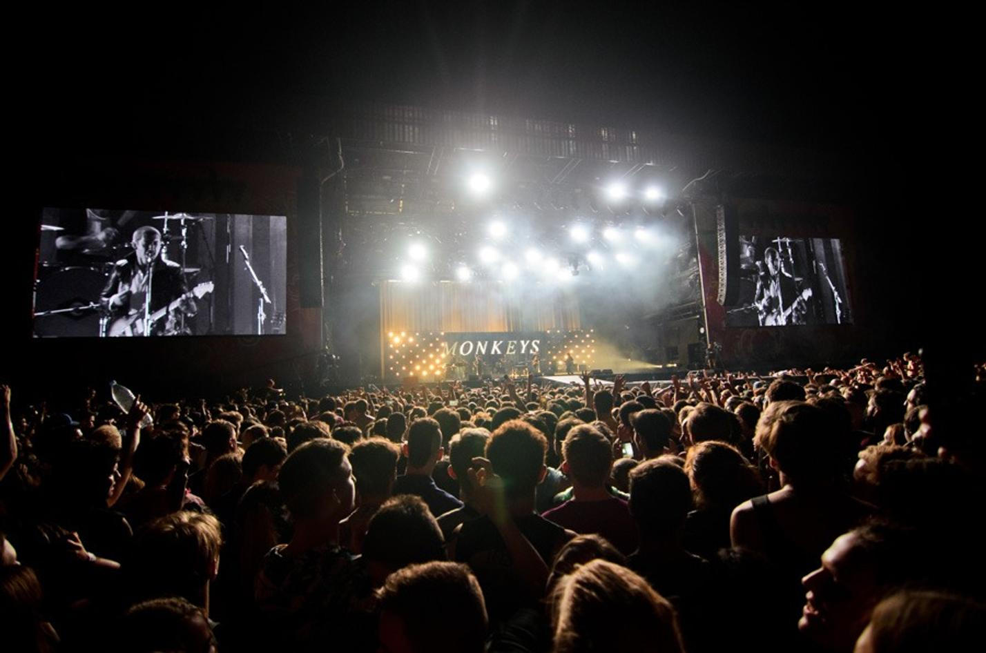 1096 Arctic Monkeys