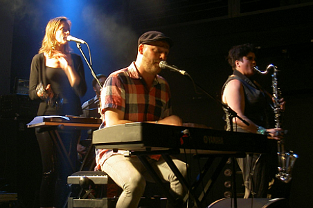 fullmoonzine.cz