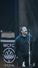 16 Liam Gallagher