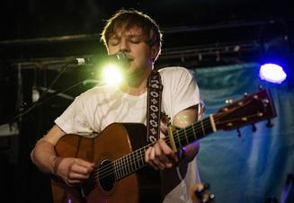Thom Artway in concert, Troubadour, London, UK - 7647
