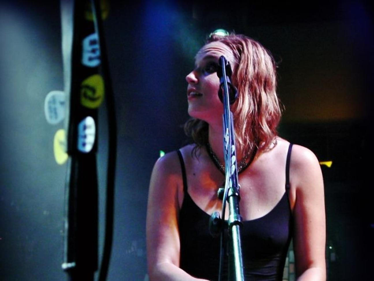019_halestorm