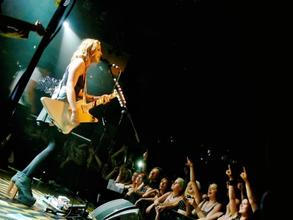 012_halestorm