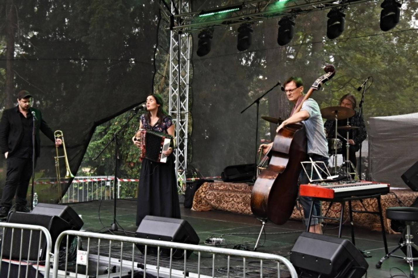 5-Jana Vébrová & Band