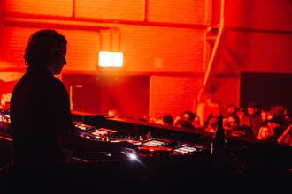 31_Small Grab B2B EFFY