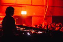 31_Small Grab B2B EFFY
