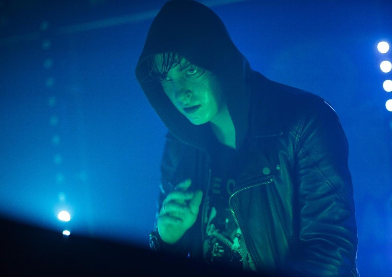 11_Perturbator