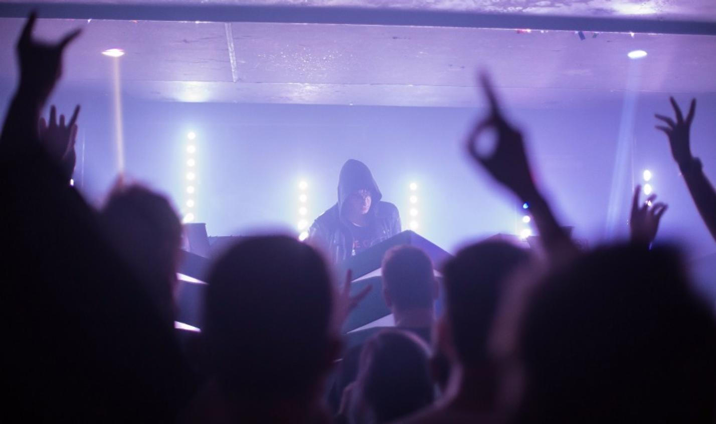 12_Perturbator