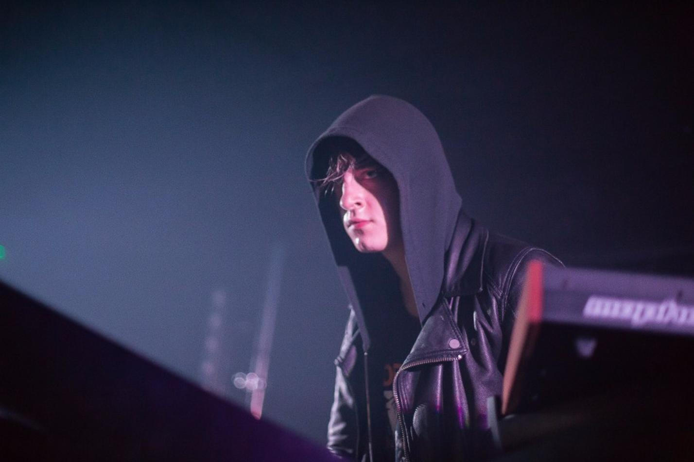 05_Perturbator