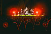 250131_square_asmaa_hamzaoui_and_bnat_timbouktou_theatro_circo_photo_lais_pereira-4