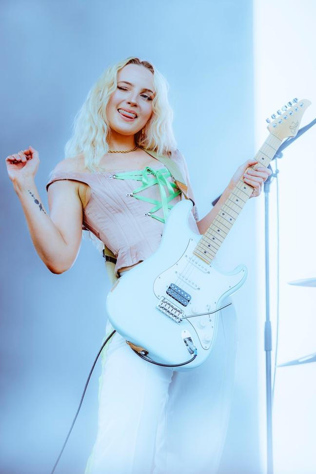Zara Larsson - 4