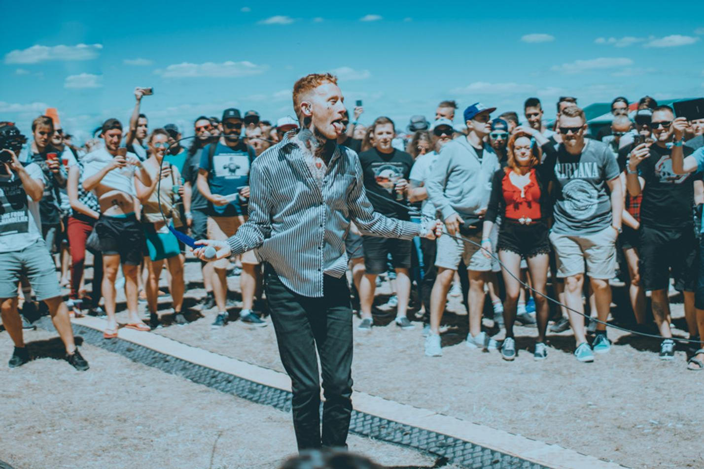 Frank Carter and the Rattlesnakes 3