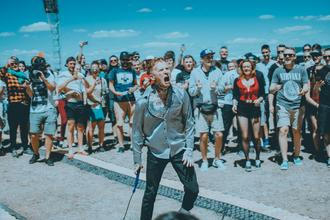 Frank Carter and the Rattlesnakes 5