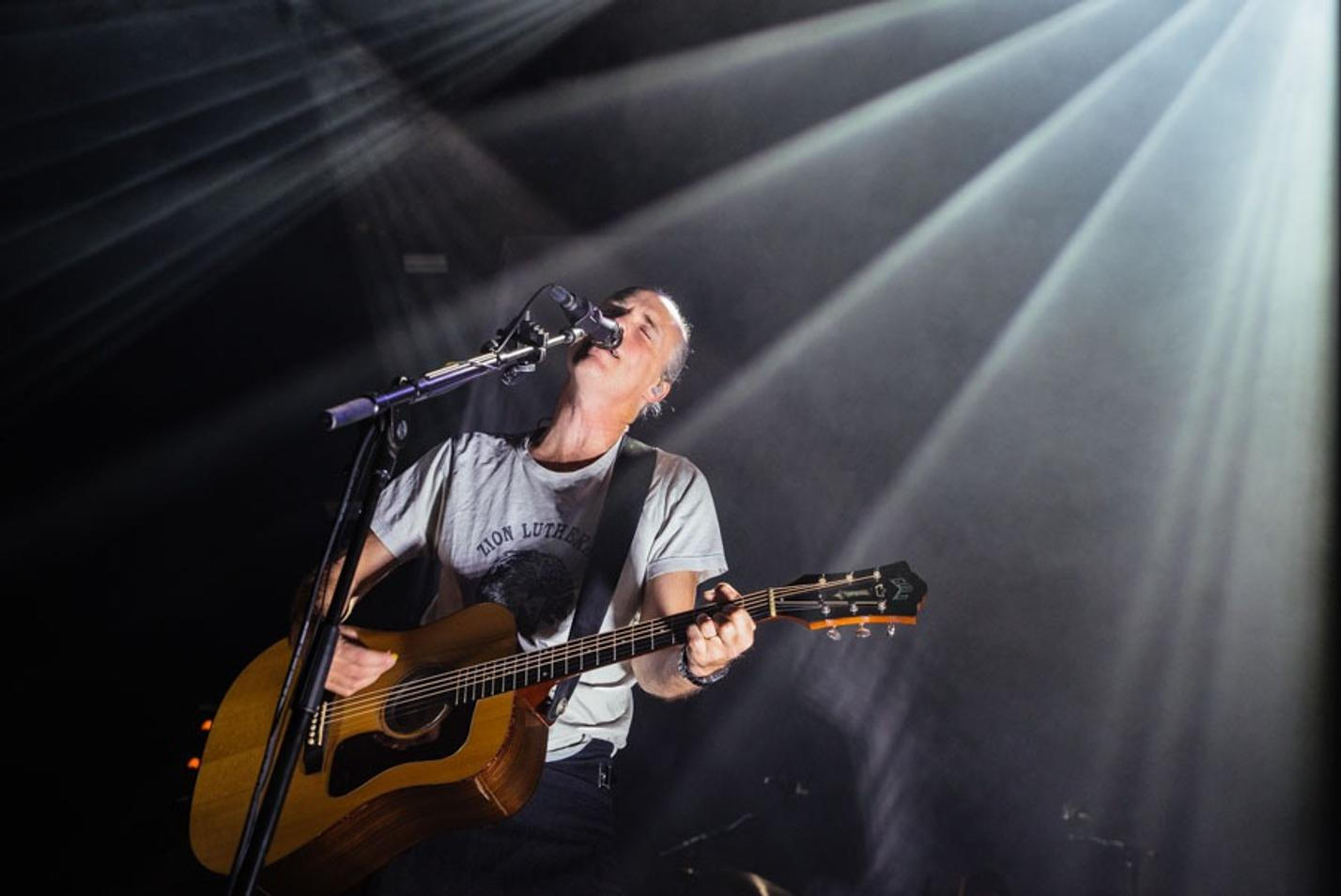 Travis in concert,  Portsmouth Guildhall, Portsmouth, UK - 1519