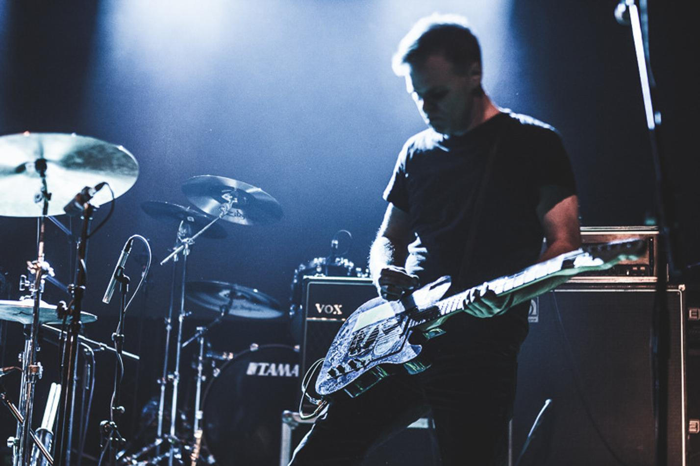 06-Local_H
