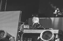 01_Alison Wonderland