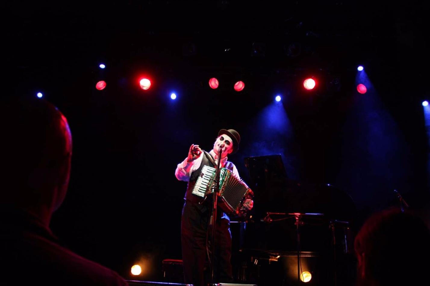 the Tiger Lillies04