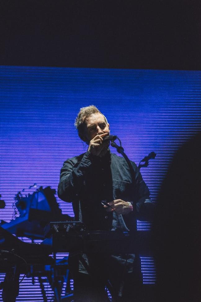 17_Massive Attack