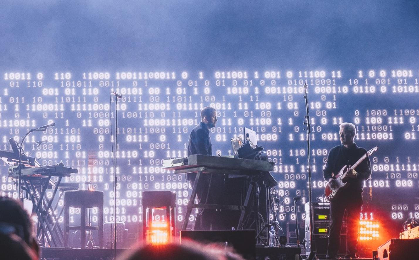22_Massive Attack