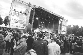 12_Tom Odell