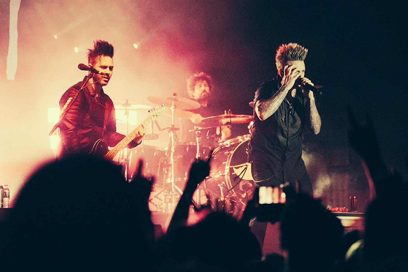 PapaRoach9