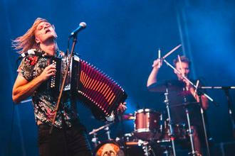 skinny-lister-02