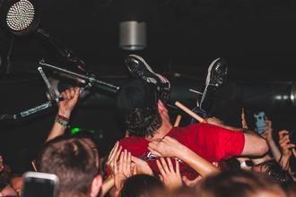 stage_diving