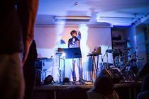14_Richard_Youngs_17_01_2016_PRAHA_v_Brne