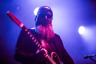 44_Skindred
