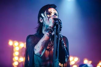 Palaye Royale 1