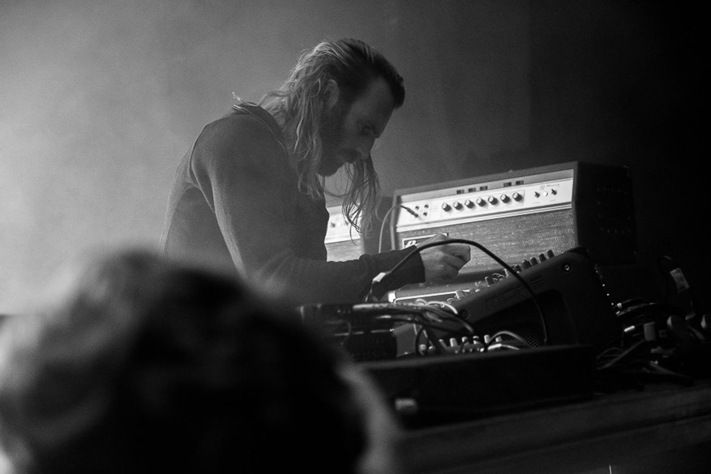 05_Ben Frost