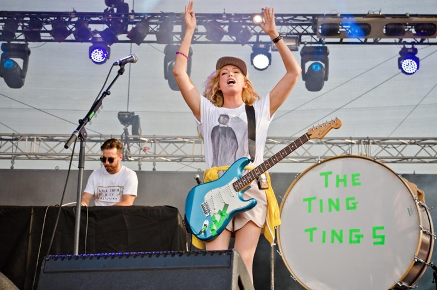 7133_the_ting_tings