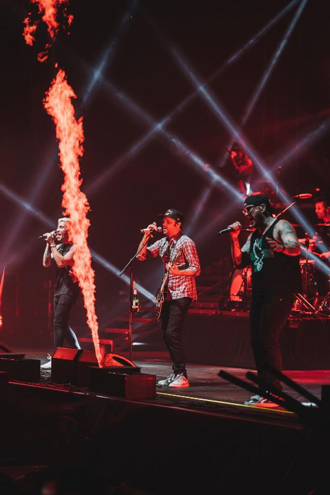 Hollywood Undead (6)